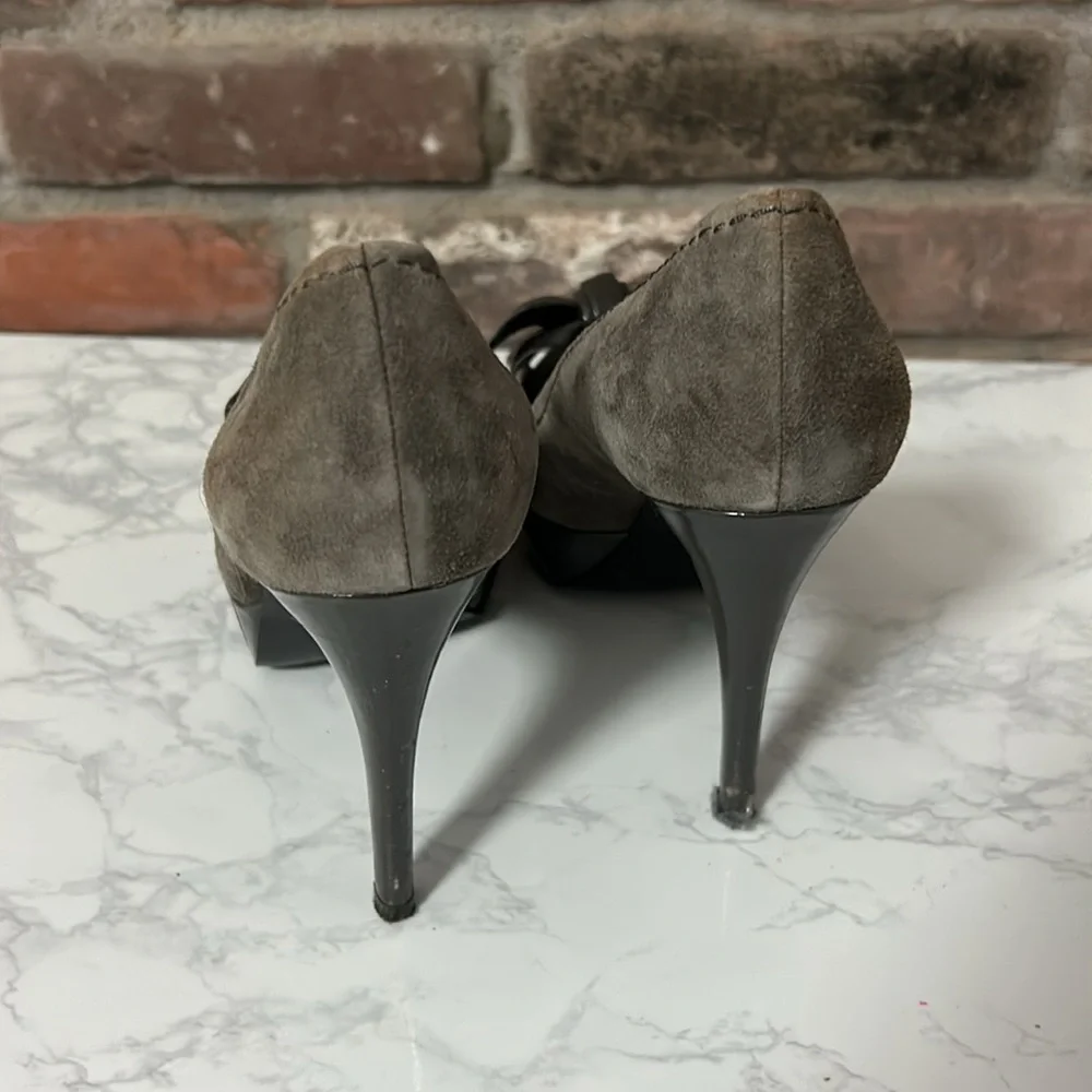 Guess - 7 - Picture 4 of 5
